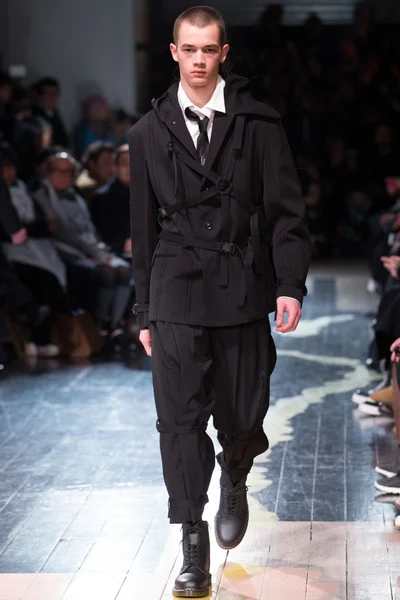 Look 22